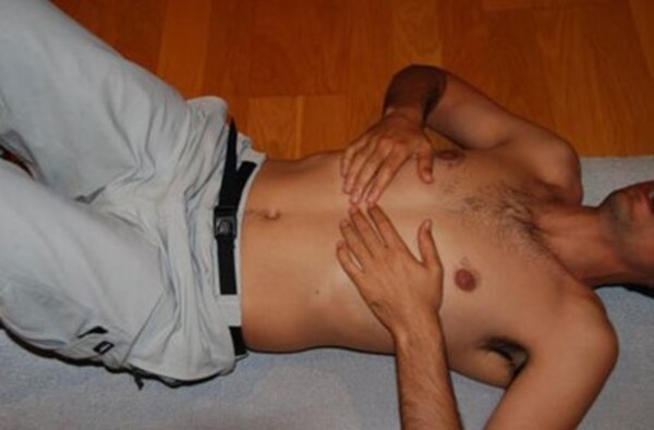 auto masaż klatki piersiowej