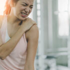 zespół bolesnego barku